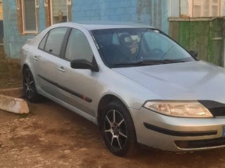 Renault Laguna foto 2