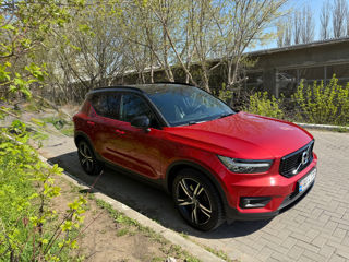Volvo XC40 фото 5
