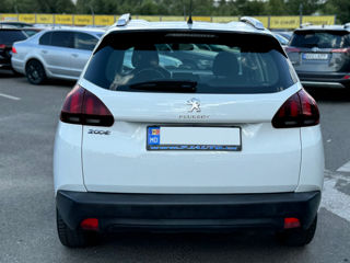 Peugeot 2008 foto 6