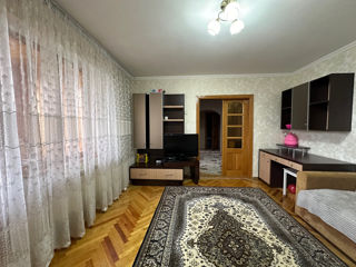 Apartament cu 2 camere, 55 m², Botanica, Chișinău foto 9