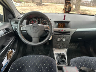 Opel Astra foto 8