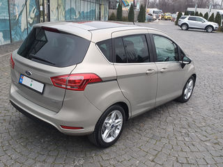 Ford B-Max foto 10