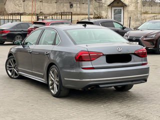 Volkswagen Passat foto 4