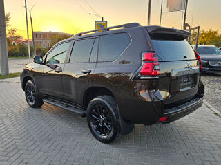 Toyota Land Cruiser Prado foto 4