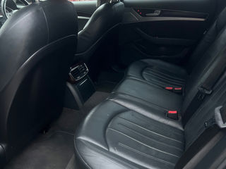 Audi A8 foto 9