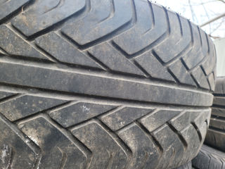 245 50 R19