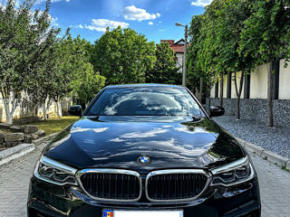 BMW 5 Series foto 1