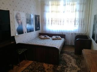 In chirie apartament spatios cu 2 odai. Super conditii. Zona buna. Buiucani str.Alba Iulia, Flacara. foto 3