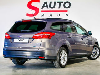 Ford Focus foto 12