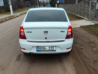 Dacia Logan foto 2