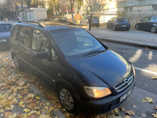 Opel Zafira foto 5