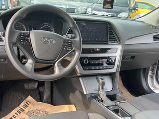 Hyundai Sonata foto 7