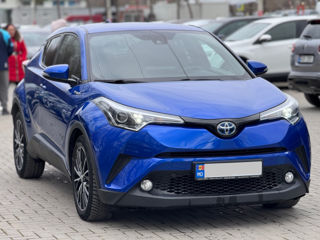 Toyota C-HR foto 4