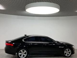 Jaguar Xf foto 2