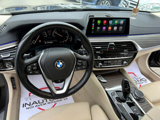 BMW 5 Series foto 5