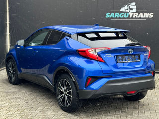 Toyota C-HR foto 6