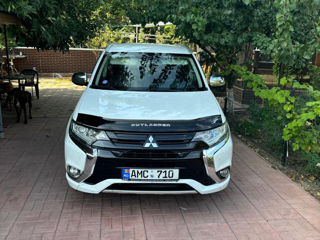 Mitsubishi Outlander foto 6