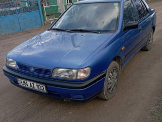 Nissan Sunny foto 7