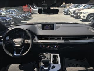 Audi Q7 foto 6