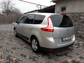 Renault Grand Scenic foto 4