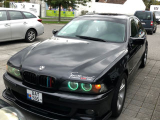 BMW 5 Series foto 3