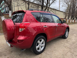 Toyota Rav 4 foto 4