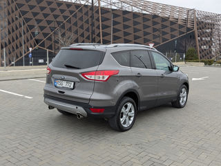 Ford Kuga foto 6