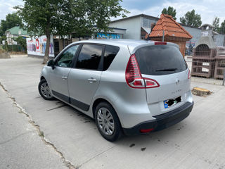 Renault Scenic foto 8