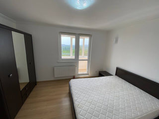 Apartament cu 2 camere, 87 m², Centru, Chișinău foto 2