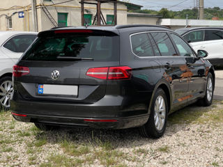 Volkswagen Passat foto 3