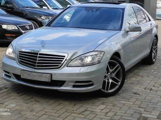 Mercedes S Class foto 2