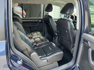 Volkswagen Touran foto 15