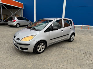 Mitsubishi Colt foto 3