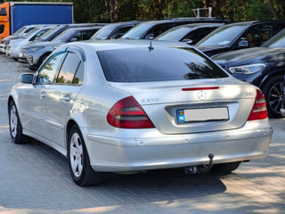 Mercedes E-Class foto 5