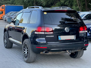 Volkswagen Touareg foto 5