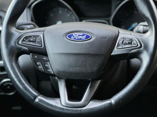 Ford Focus foto 8