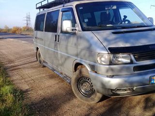 Volkswagen T4 caravela foto 4