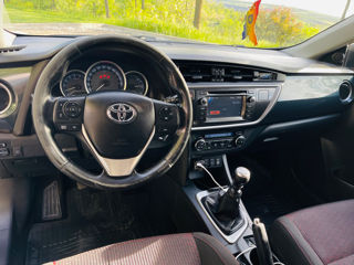 Toyota Auris foto 6