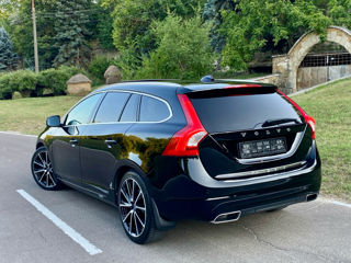 Volvo V60 foto 4