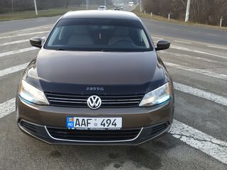 Volkswagen Jetta foto 7