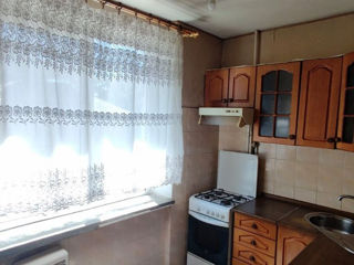 Apartament cu 3 camere, 70 m², Sculeni, Chișinău foto 8