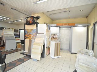 Spațiu comercial, Centru, 130 mp, 1300 € ! foto 2