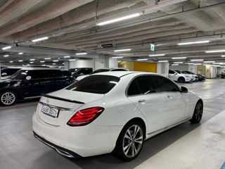 Mercedes C-Class foto 3