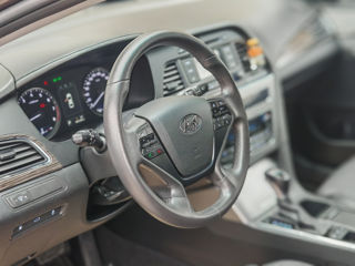 Hyundai Sonata foto 11