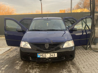 Dacia Logan foto 2