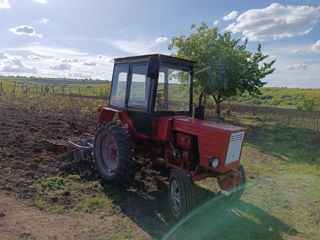 Vând tractor T25 cu agregate foto 1