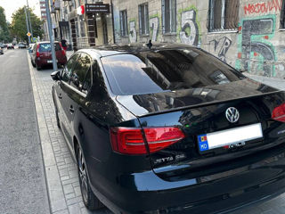 Volkswagen Jetta foto 3