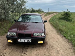 BMW 3 Series foto 5