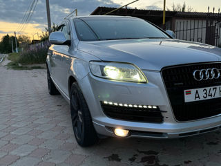 Audi Q7 foto 3