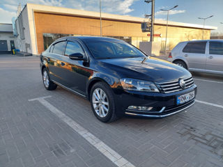 Volkswagen Passat foto 3